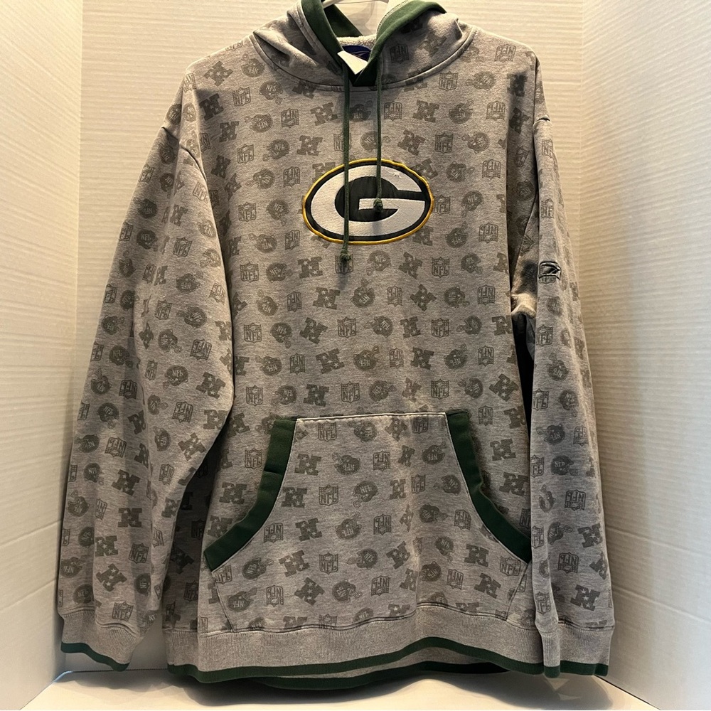Green Bay Packers Gray Hoodie– Men’s Large